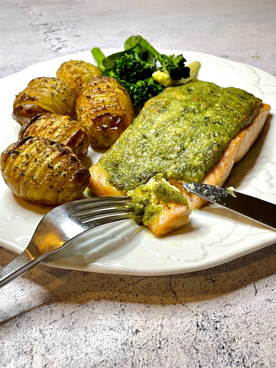 Salmon with Mustard & Gruyere Herb Crust Best Recipes UK
